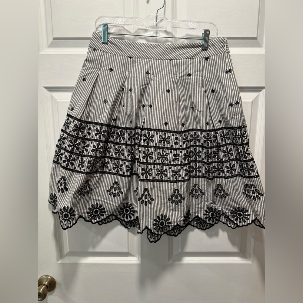 Talbots Eyelet Pleated Stripe Skirt​​​​ - Picture 4 of 8
